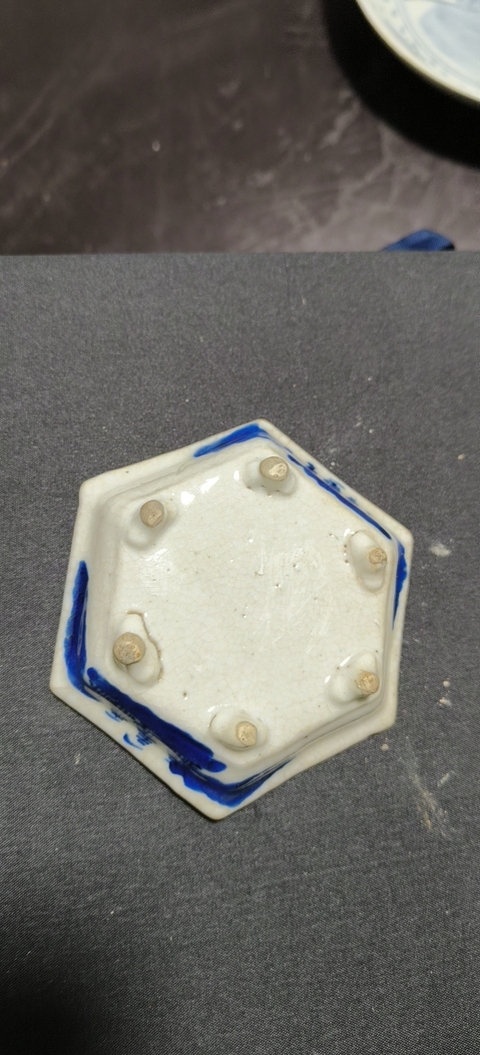 古玩陶瓷哥釉青花六足盤真品鑒賞圖