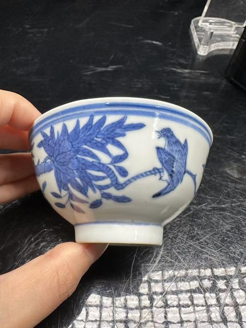 古玩陶瓷青花花鳥紋茶圓真品鑒賞圖