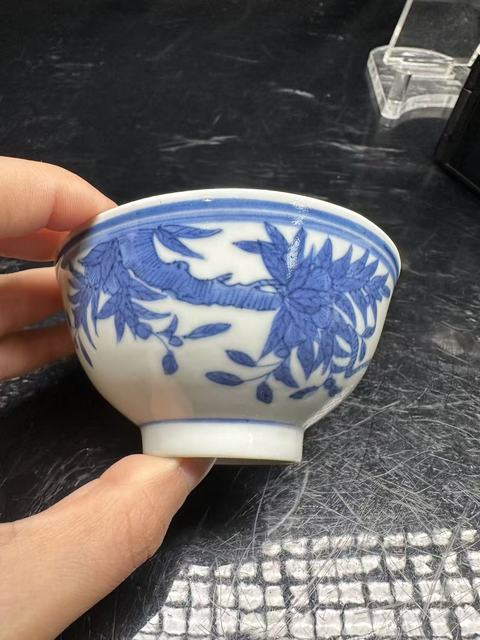 古玩陶瓷青花花鳥紋茶圓真品鑒賞圖