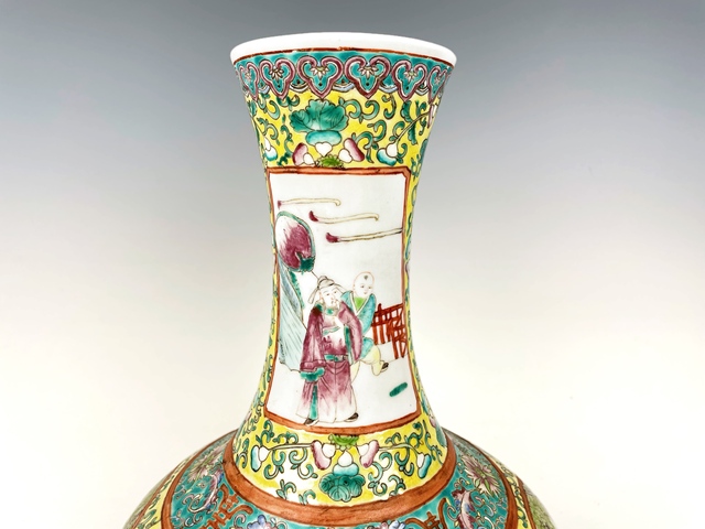 古玩陶瓷民國·粉彩開窗人物故事賞瓶真品鑒賞圖