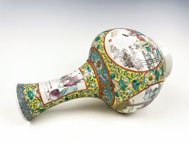 古玩陶瓷民國·粉彩開窗人物故事賞瓶真品鑒賞圖