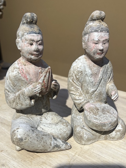古玩陶瓷隋唐·胡人樂技俑一組拍賣,當前價格150000元