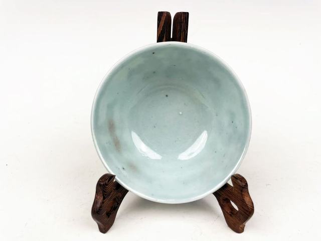 古玩陶瓷清早期·青花釉里紅三多紋茶碗真品鑒賞圖