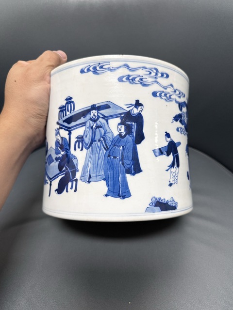 古玩陶瓷人物青花筆筒真品鑒賞圖