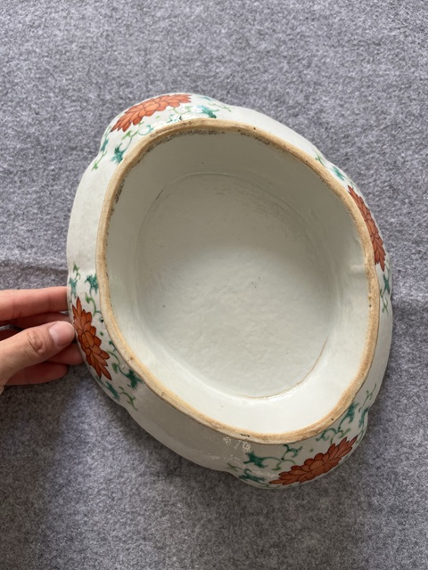 古玩陶瓷粉彩花卉紋貢盤真品鑒賞圖
