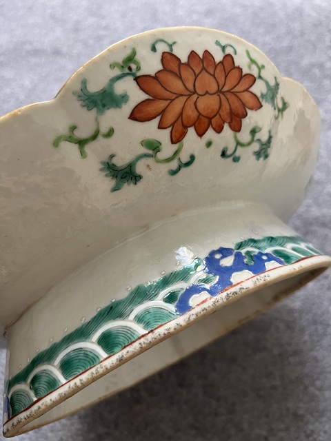 古玩陶瓷粉彩花卉紋貢盤真品鑒賞圖