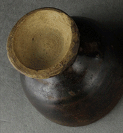 古玩陶瓷褐釉高足杯真品鑒賞圖
