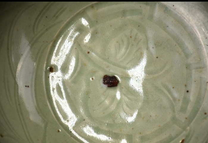 古玩陶瓷明代青釉碗真品鑒賞圖