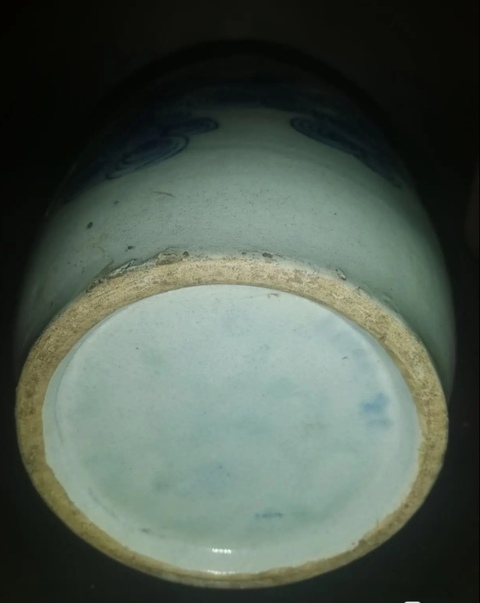 古玩陶瓷豆青釉青花麒麟雙耳撇口瓶真品鑒賞圖