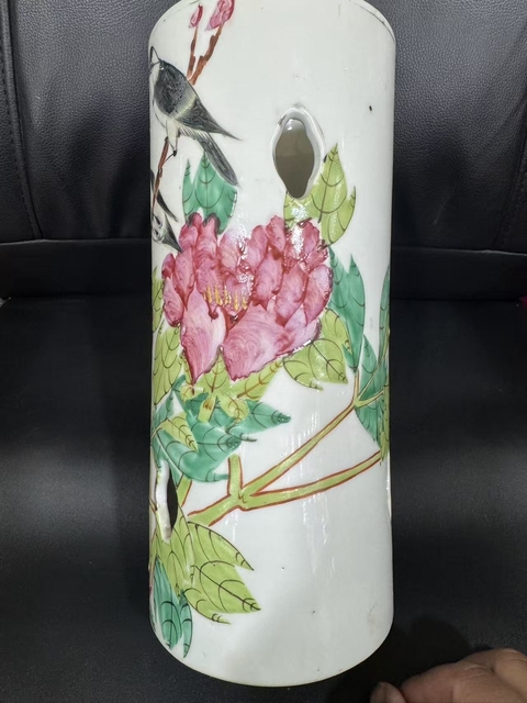 古玩陶瓷淺降彩花鳥帽筒真品鑒賞圖
