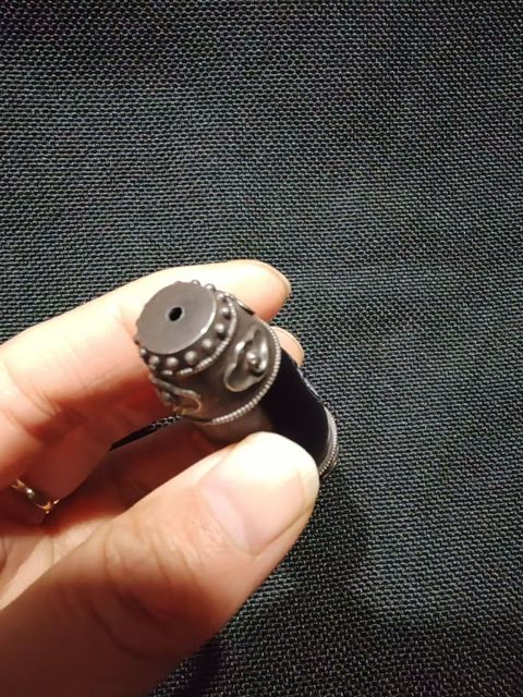 古玩玉器陰工藝瑪瑙珠真品鑒賞圖