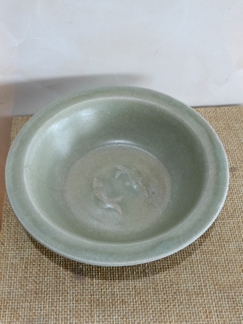 古玩陶瓷龍泉青瓷蓮瓣紋雙魚洗真品鑒賞圖