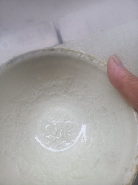 古玩陶瓷影青白釉印花碗真品鑒賞圖