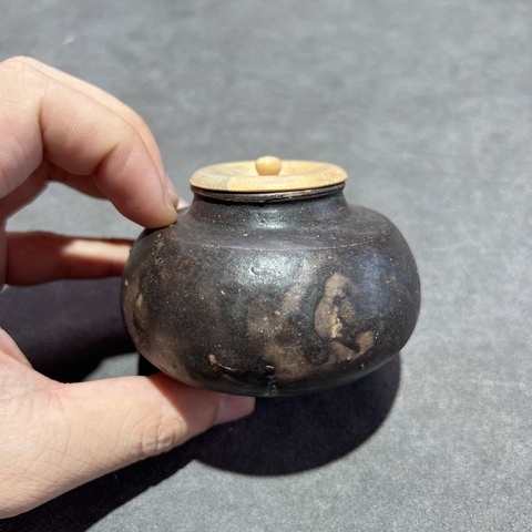 古玩陶瓷元-明福建窯口茶入真品鑒賞圖