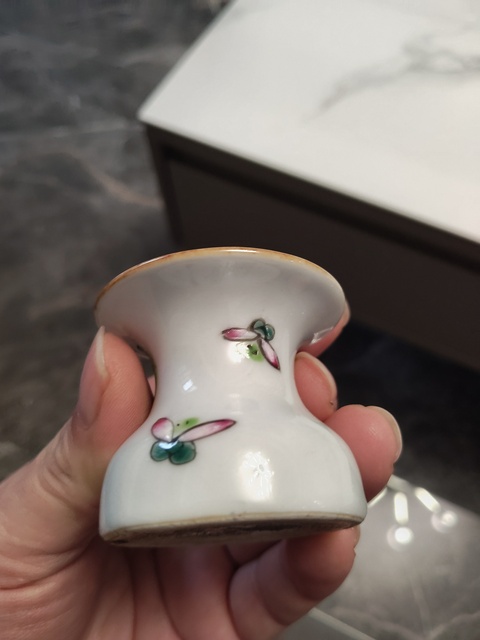 古玩陶瓷粉彩水盂真品鑒賞圖