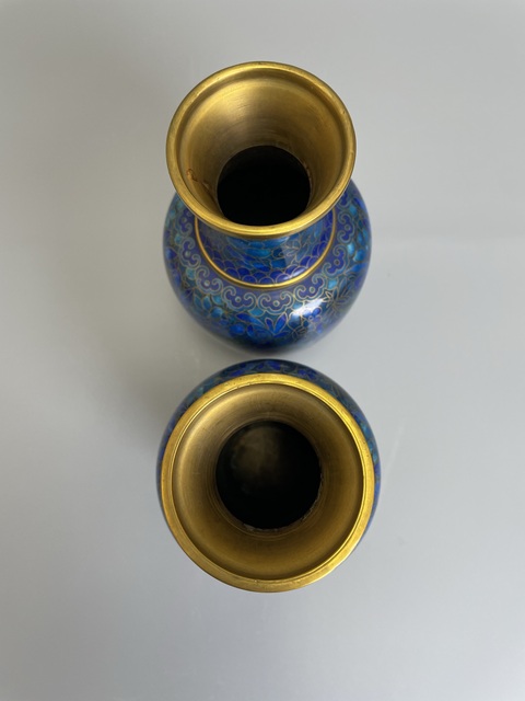 古玩銅器銅胎琺瑯彩藍蓮花賞瓶一對拍賣，當前價格780元
