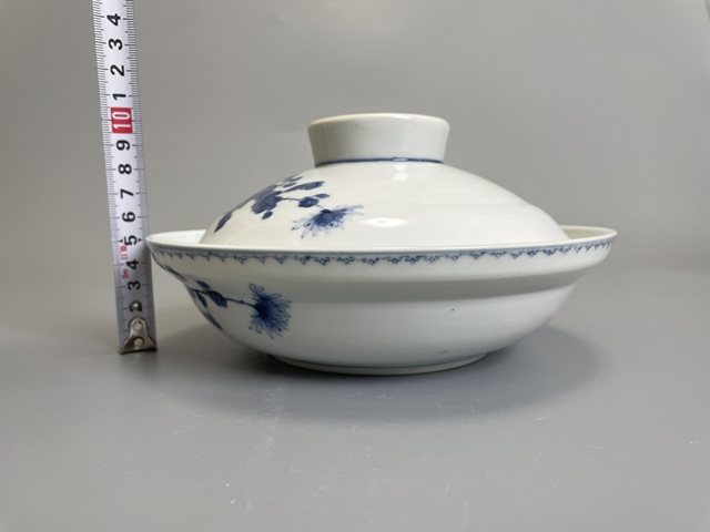 古玩陶瓷清光緒 青花花卉紋蓋碗（官）真品鑒賞圖