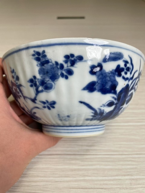 古玩陶瓷清康熙 青花四季花卉紋瓜楞碗真品鑒賞圖