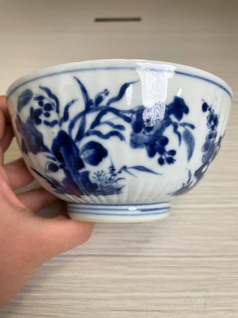 古玩陶瓷清康熙 青花四季花卉紋瓜楞碗真品鑒賞圖