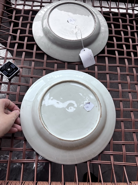 古玩陶瓷粉彩花卉紋折沿盤真品鑒賞圖