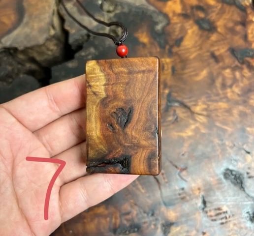 古玩雜項木掛牌真品鑒賞圖