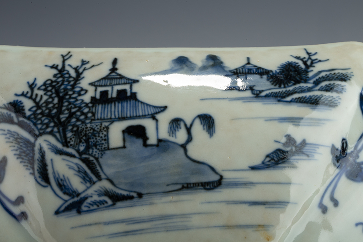 古玩陶瓷清中·青花山水花卉紋四方倭角碗真品鑒賞圖