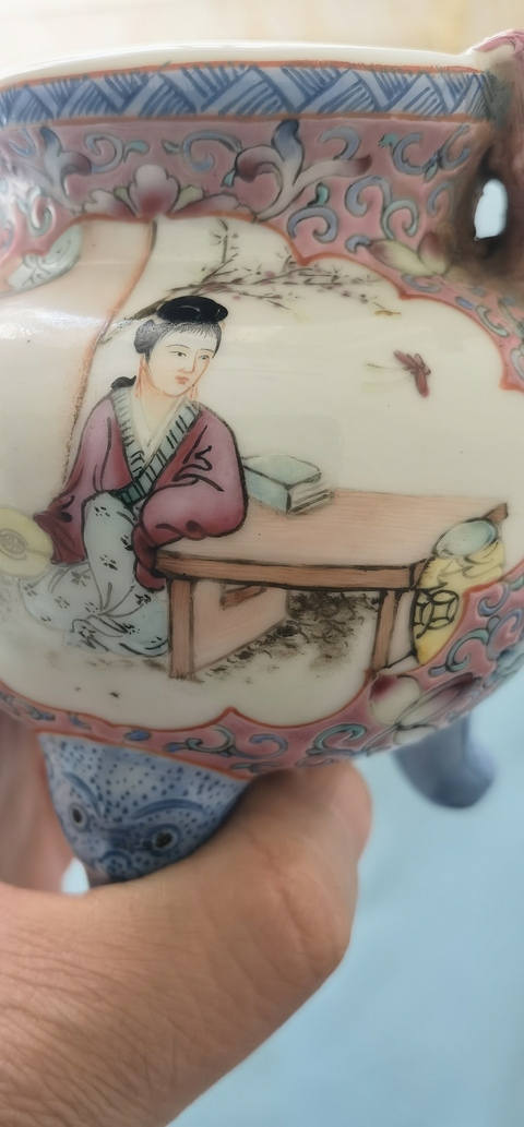 古玩陶瓷民國解放初粉彩侍女人物香薰爐真品鑒賞圖