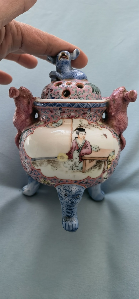 古玩陶瓷民國解放初粉彩侍女人物香薰爐真品鑒賞圖