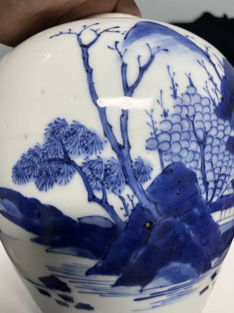 古玩陶瓷青花山水紋罐真品鑒賞圖