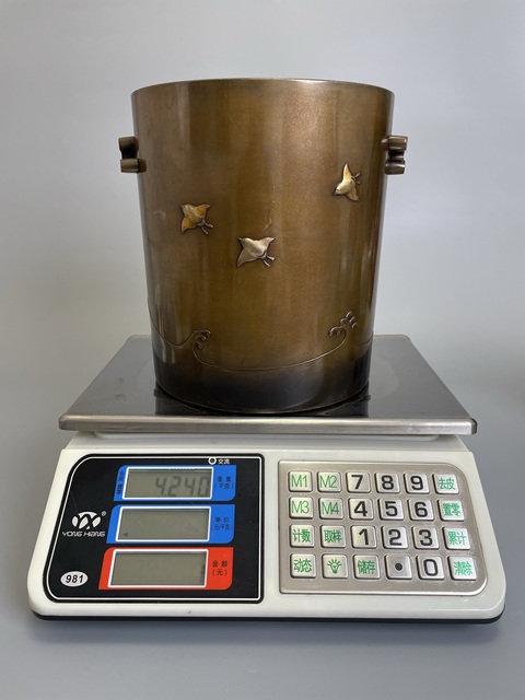 古玩銅器清晚期 浮雕小鳥(niǎo)滄海圖銅爐真品鑒賞圖