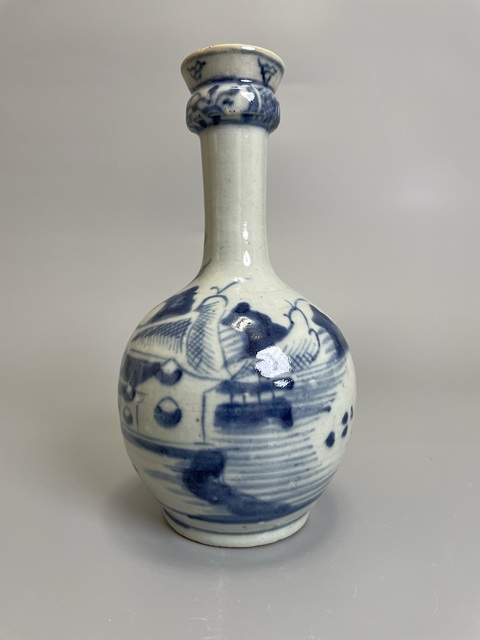 古玩陶瓷清乾隆 青花山水風景紋蒜頭瓶拍賣，當前價格1500元