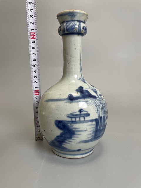 古玩陶瓷清乾隆 青花山水風景紋蒜頭瓶拍賣，當前價格1500元