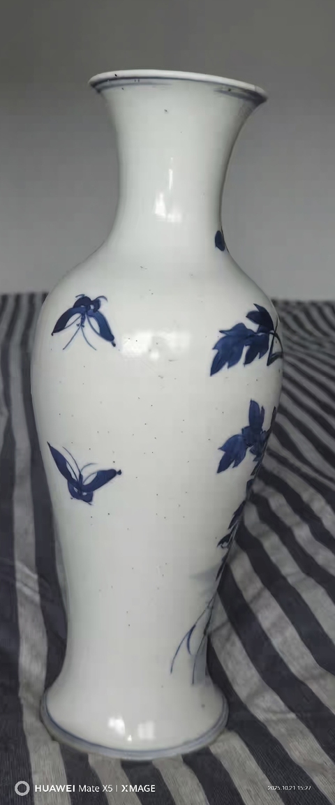 古玩陶瓷青花瓶真品鑒賞圖