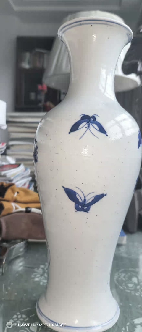 古玩陶瓷青花瓶真品鑒賞圖