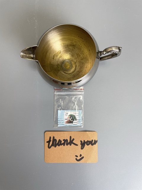 古玩雜項民國 美國精美浮雕鍍銀奶杯 真品鑒賞圖