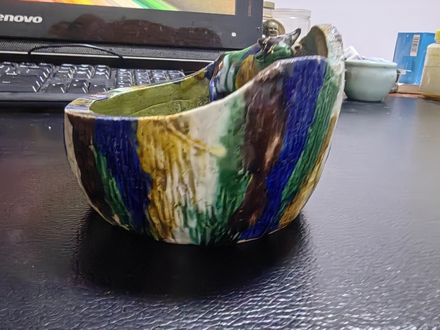 古玩雜項低溫窯陶泥三彩釉工藝造型瓷器真品鑒賞圖