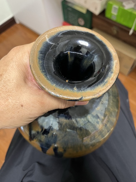 古玩陶瓷黑褐釉撇口瓶真品鑒賞圖