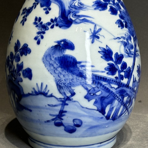 古玩陶瓷青花雉雞牡丹圖獅耳瓶真品鑒賞圖