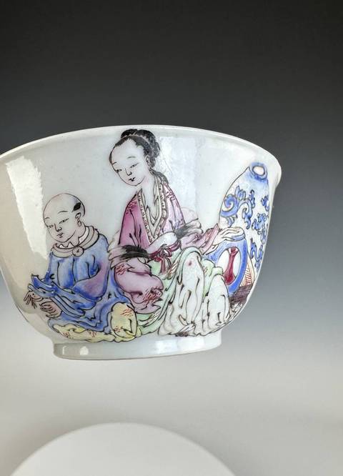 古玩陶瓷清雍正 廣彩琺瑯彩人物紋杯碟一組真品鑒賞圖