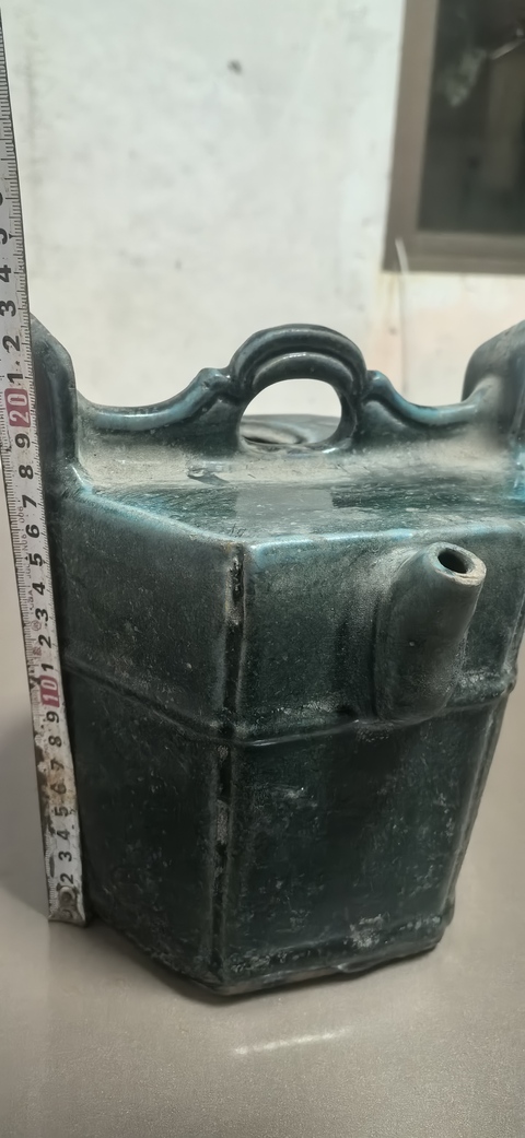 古玩陶瓷綠釉水器真品鑒賞圖