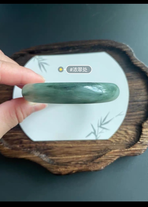 古玩玉器天然翡翠手鐲真品鑒賞圖