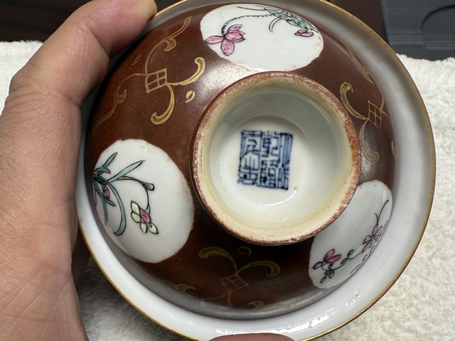 古玩陶瓷粉彩蓋碗真品鑒賞圖