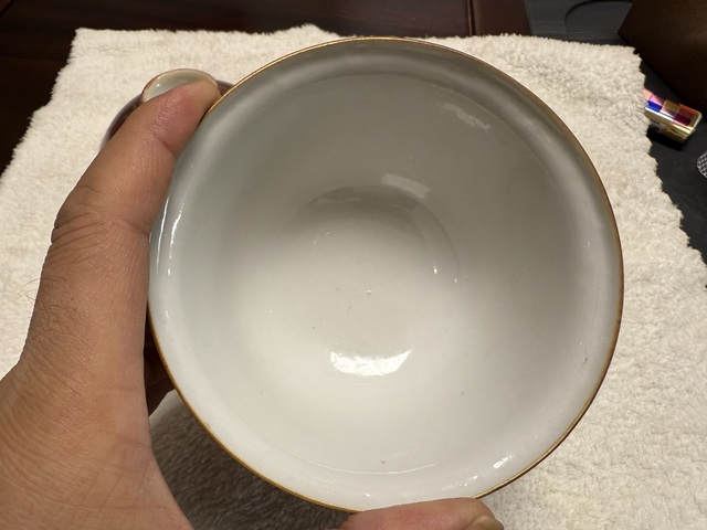 古玩陶瓷粉彩蓋碗真品鑒賞圖