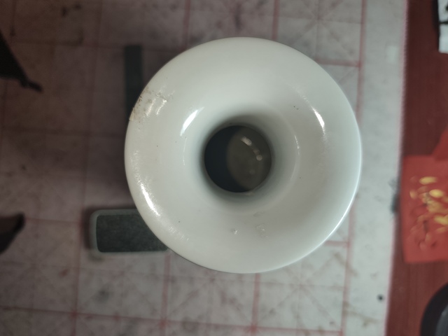 古玩陶瓷粉彩博古清供雙獅耳銜環詩文瓶真品鑒賞圖