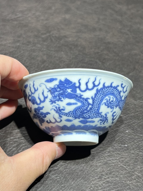 古玩陶瓷清光緒 青花龍紋碗真品鑒賞圖