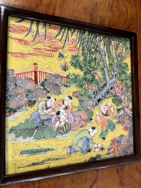 古玩陶瓷嬰戲紋瓷板畫真品鑒賞圖