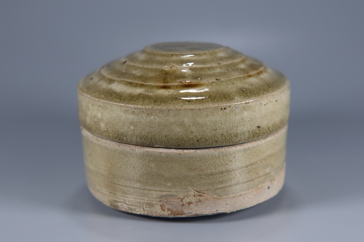 古玩陶瓷長沙窯青釉粉盒真品鑒賞圖