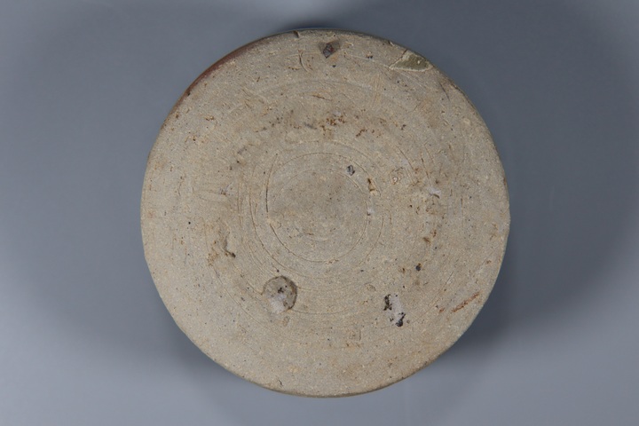 古玩陶瓷長沙窯青釉粉盒真品鑒賞圖