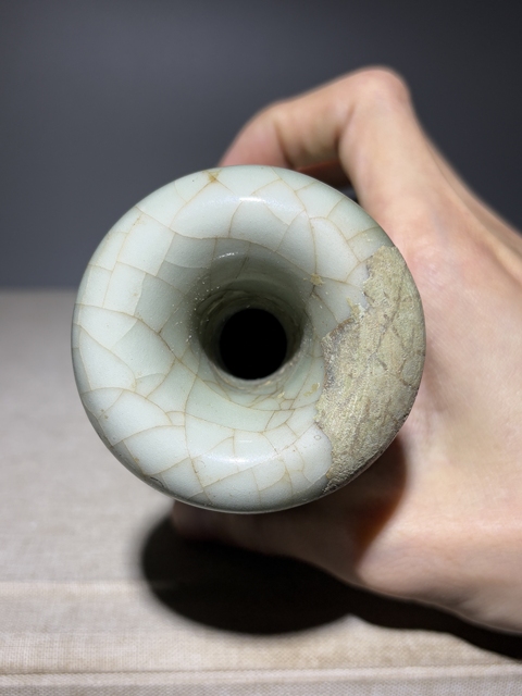 古玩陶瓷青釉雙耳銜環瓶真品鑒賞圖