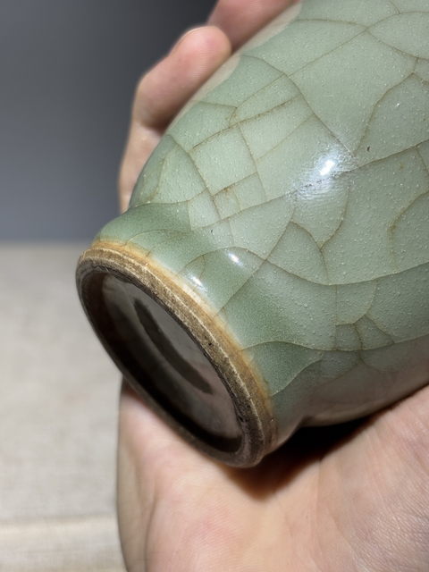 古玩陶瓷青釉雙耳銜環瓶真品鑒賞圖